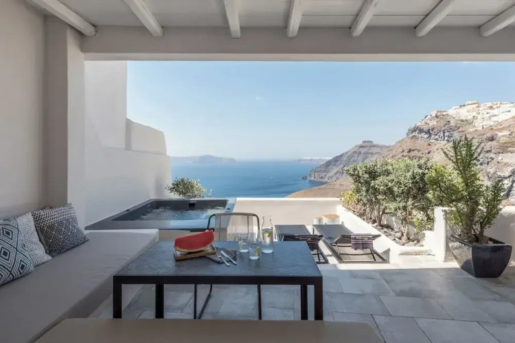 Deluxe Suite with sea view