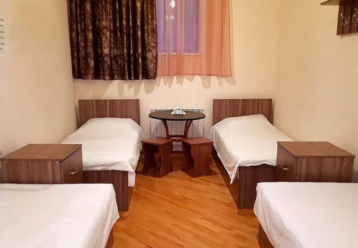 Hostel Nreni