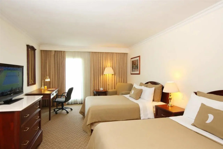 Fiesta Inn Express Nuevo Laredo