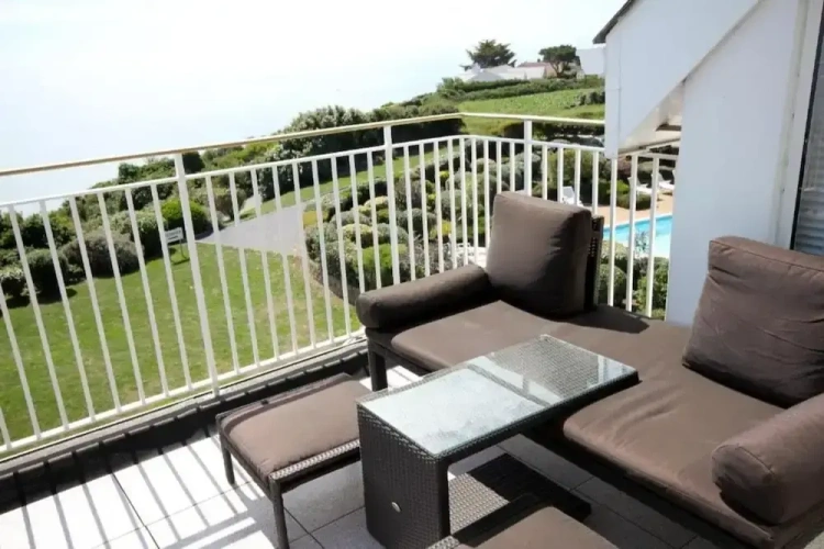 Suite with balcony