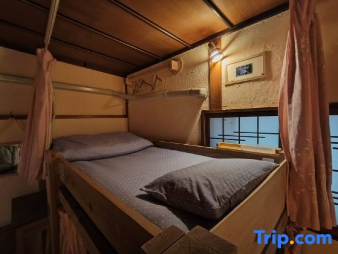 Bed in Dorm