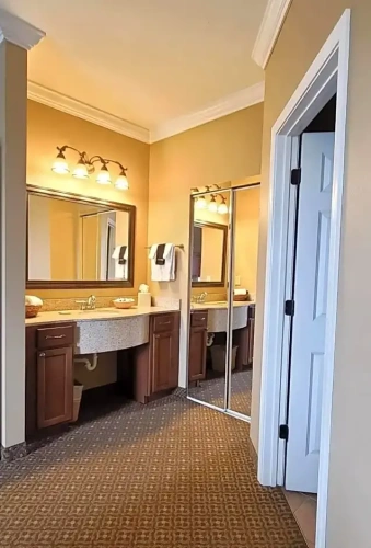 Double Suite