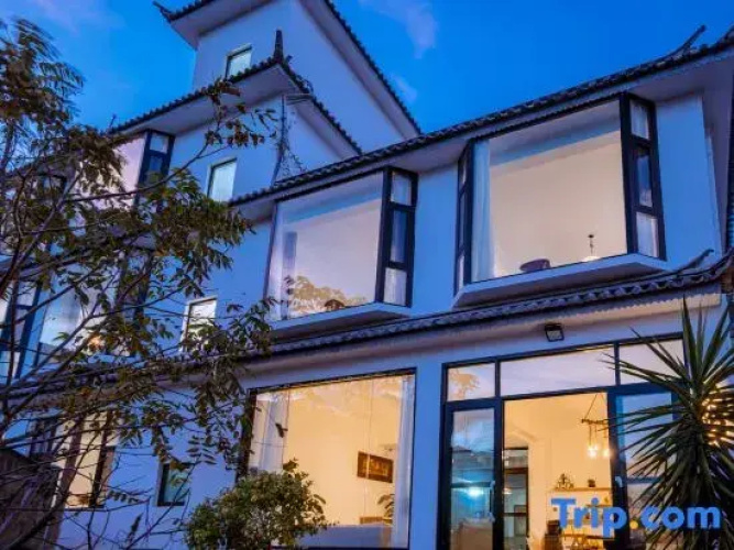 Dali Chunrili Homestay
