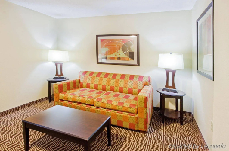 Holiday Inn Express & Suites Rome-East by IHG