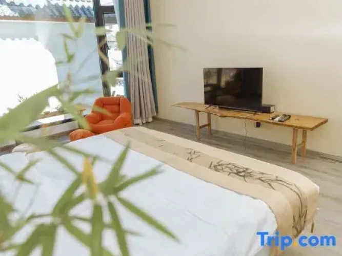 Deluxe Family Suite