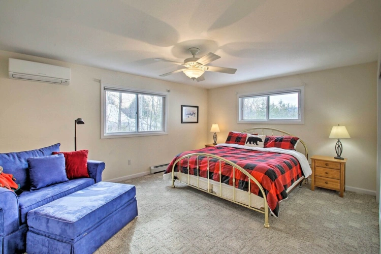 4 Bedrooms Cottage