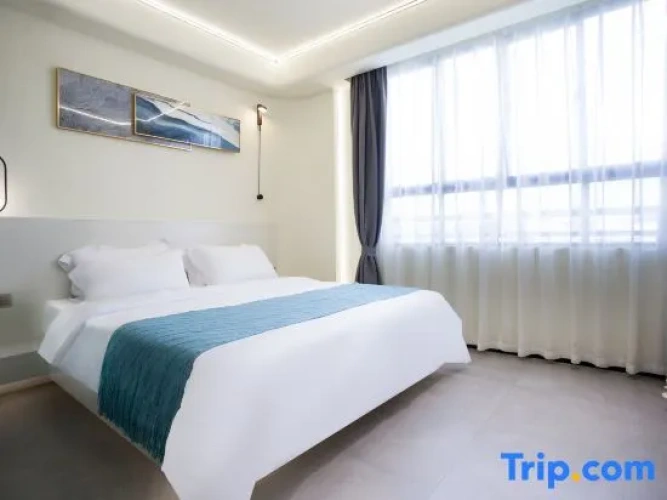 2 Bedrooms Family Suite with sea view