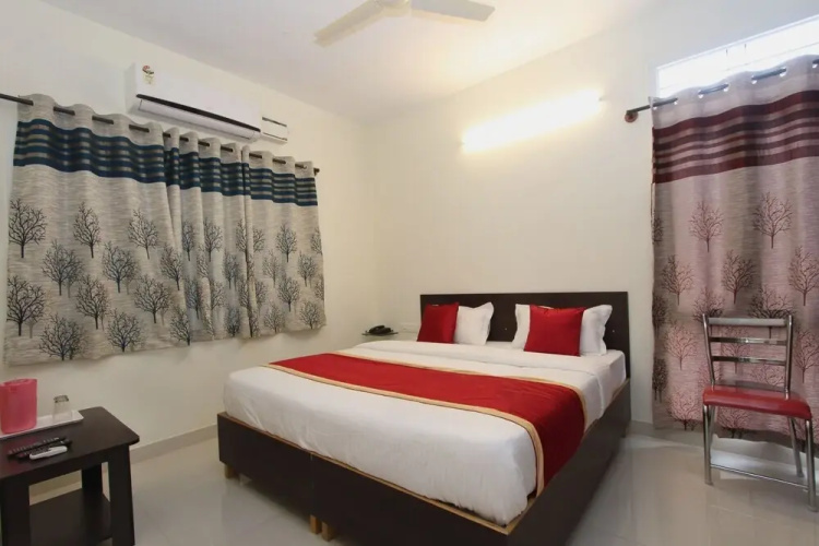 Green Land Suites