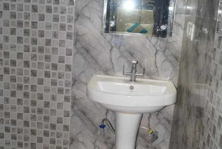 Goroomgo Diamond Meerut