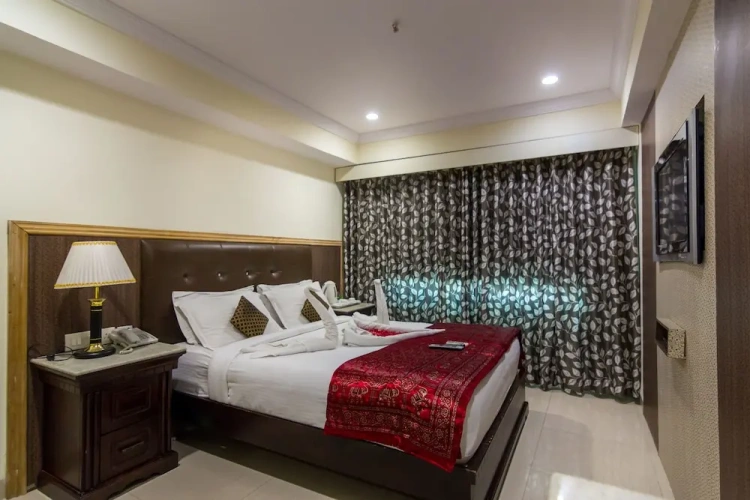1 Bedroom Deluxe room with city view