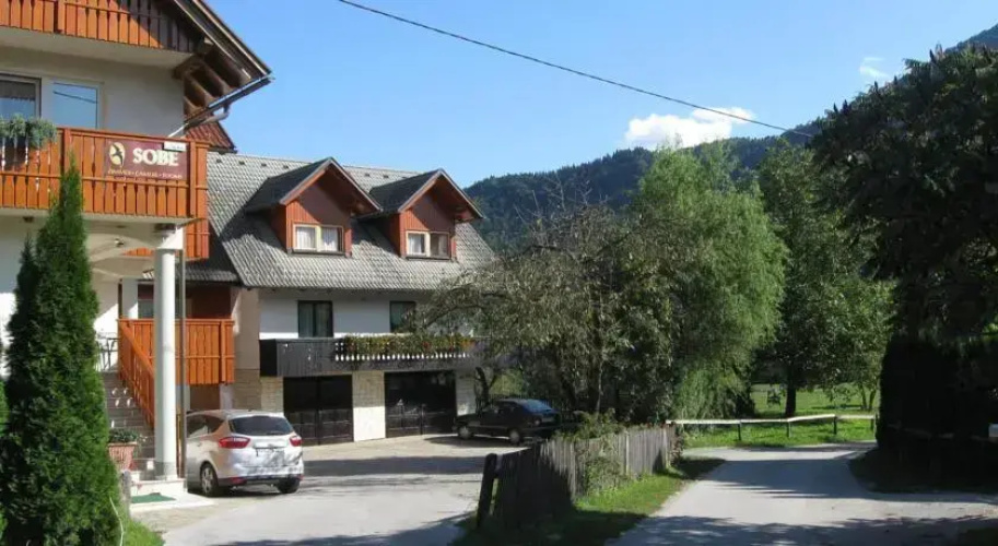 Hrominc Guest House