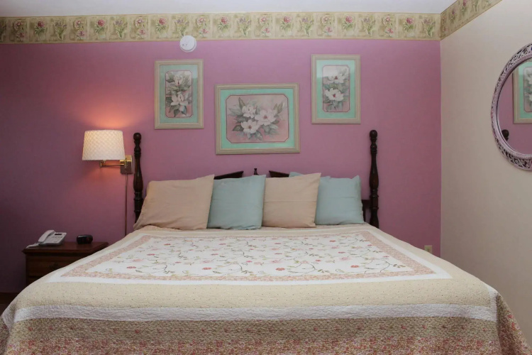 Blue Spruce Motel