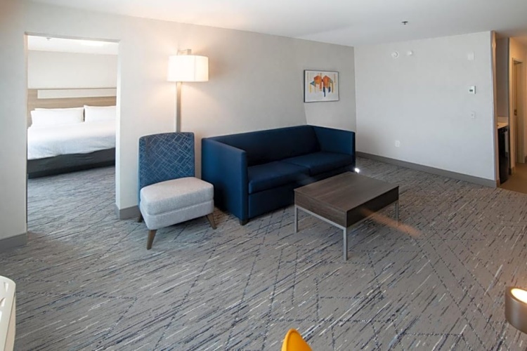 1 Bedroom Double Suite