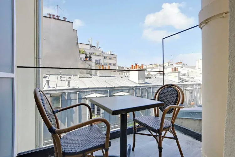 Chic Apartment - 2br/6p - Roquette
