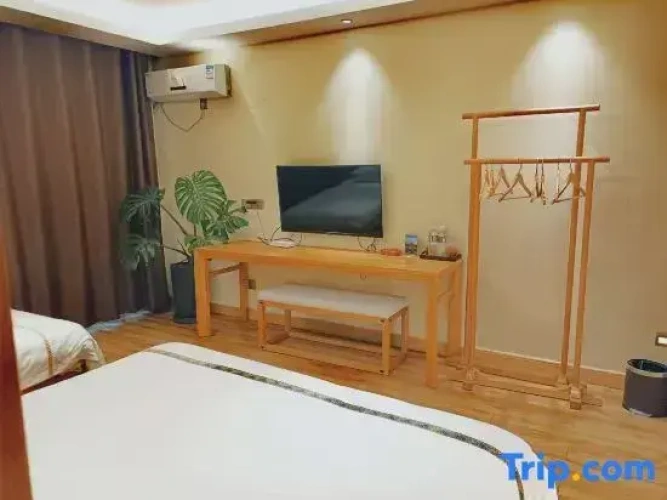 Standard Family room