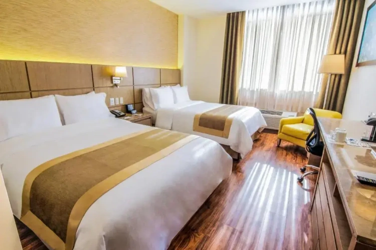 Standard Quadruple room