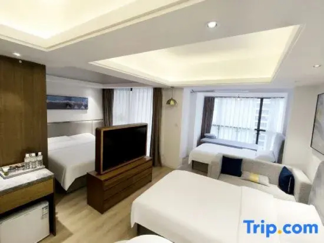 Weiya Hotel