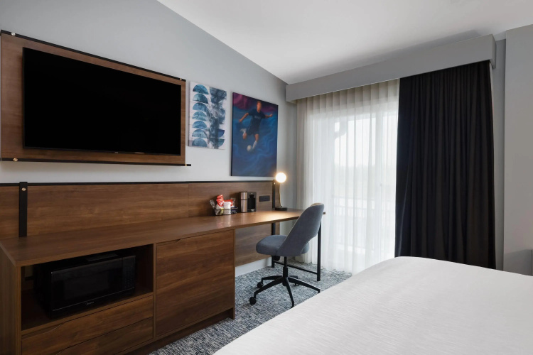Wingate by Wyndham Geneva at SPIRE Academy