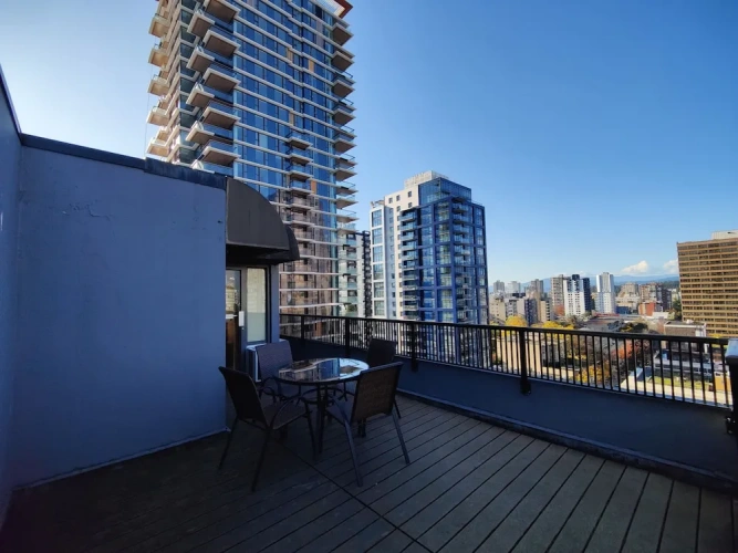 Penthouse Suite with city view