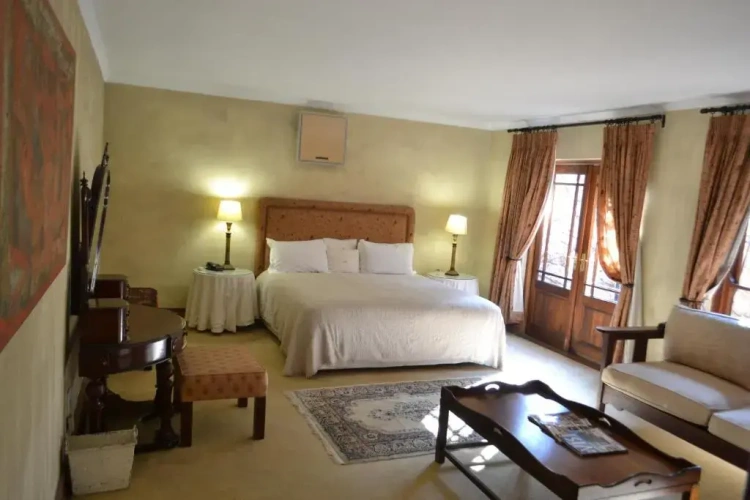 Deluxe Double Suite