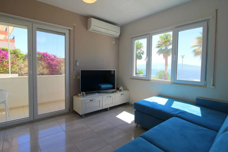 Albania Dream Beachfront Apartment