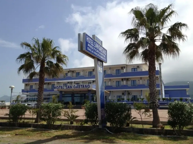 Standard Double room with balcony and with sea view