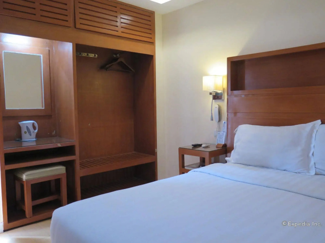 La Gloria Residence Inn