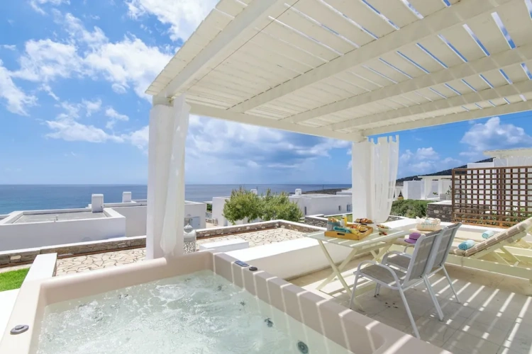 Deluxe Double room with balcony and with sea view