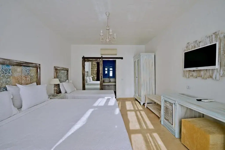 Classic Triple room