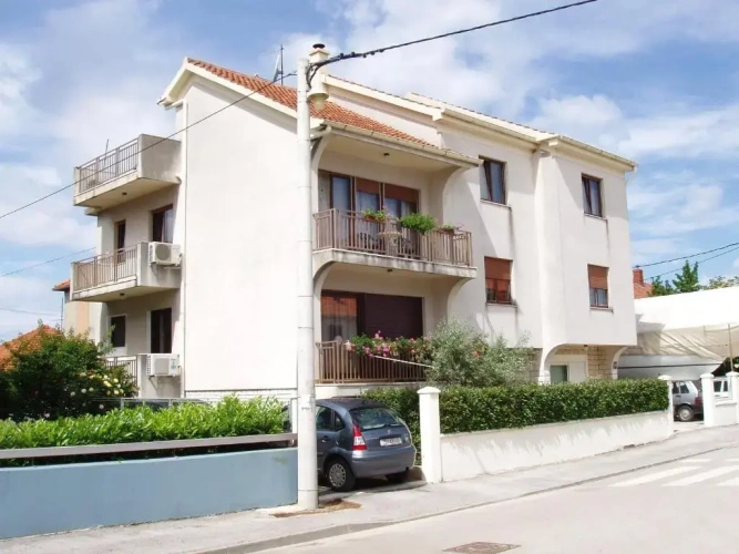 2 Bedrooms Apartment with balcony