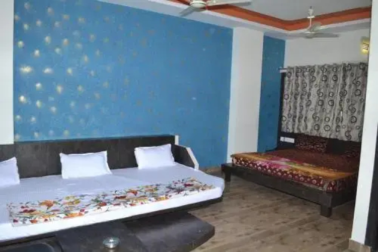 Shiv Villas Hotel