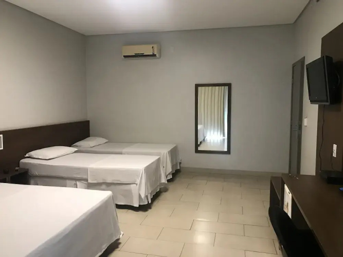 Oasis Hotel