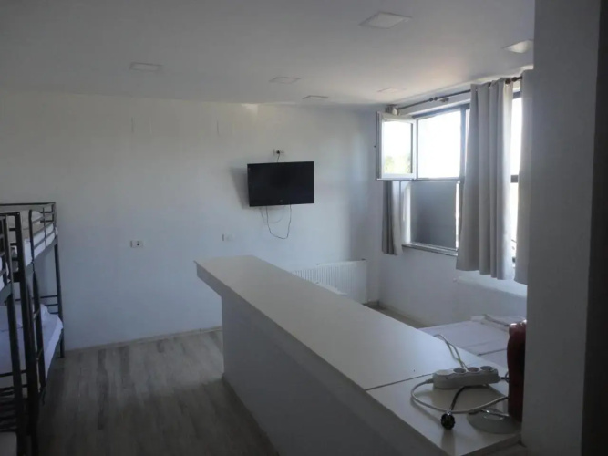 Greenstone Land - Corbu