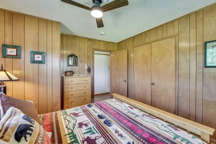 Monte Verde Lake Access & Views: Spacious Retreat!