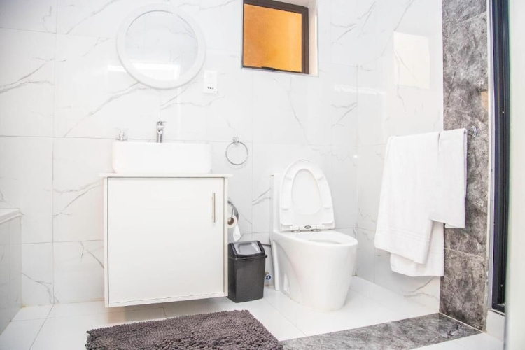 Longhorn Executive Apartment