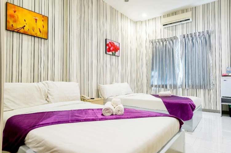 Deluxe Twin room