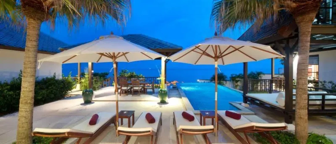 4 Bedrooms Standard room oceanfront