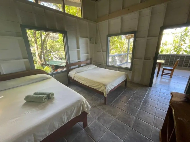 Standard Quadruple room with sea view