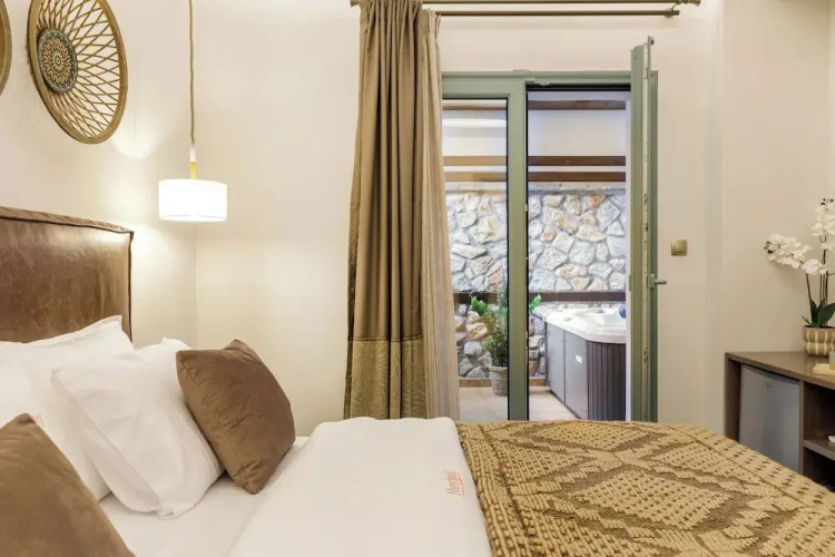 Meydani Suites