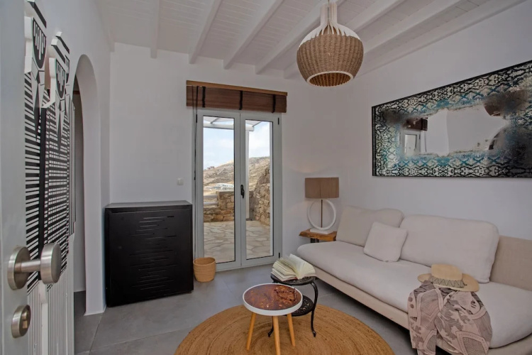Nur Mykonian Suites