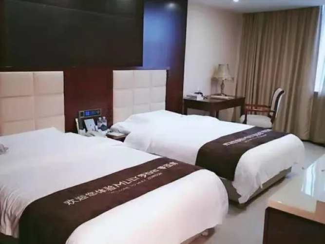 Ronzou International Hotel