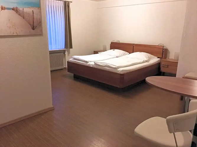 Heeren's Hotel Garni