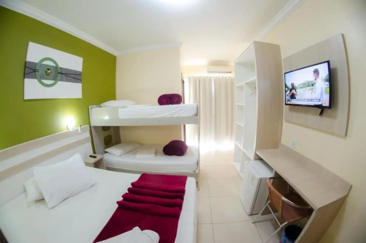 Standard Quadruple room with pool view