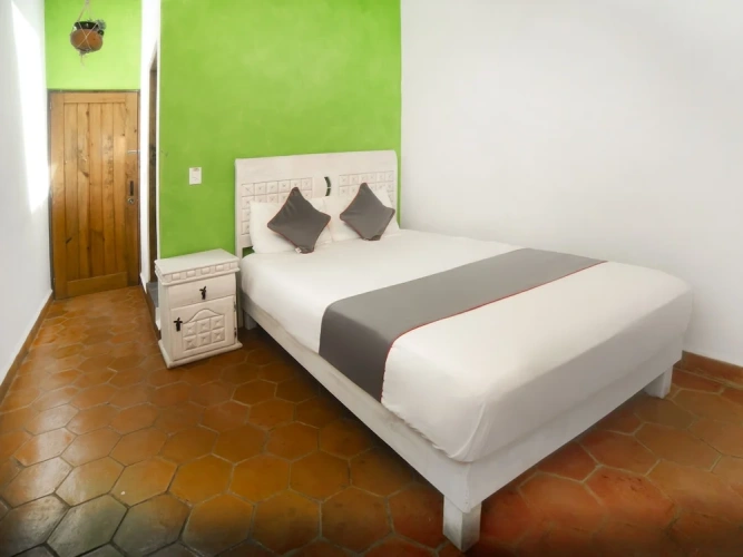Standard room with balcony and with city view