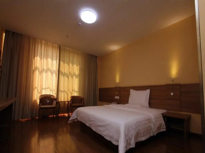 7Days Inn Liangshan Quanpu