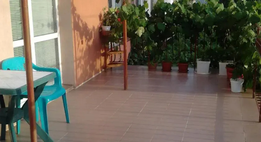 Ruja Guest House