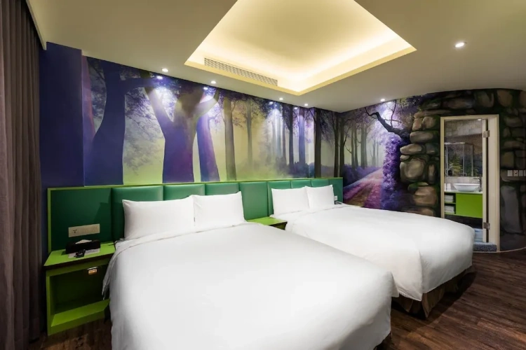 Deluxe Quadruple room