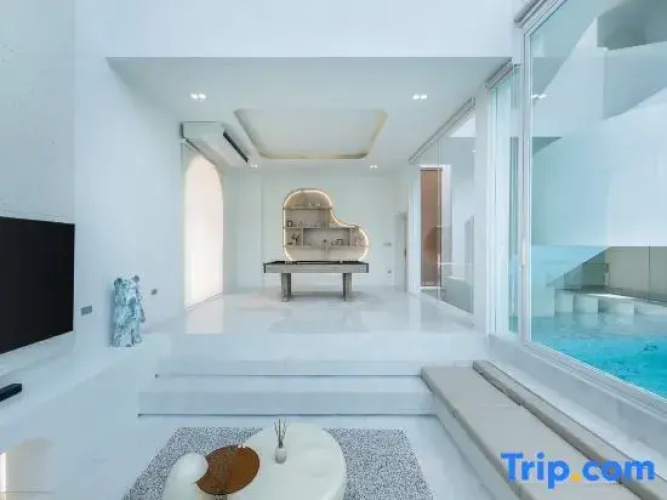 The Pool Space - ICONIC Pool Villa