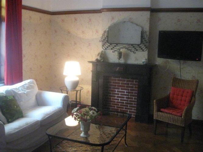 3 Bedrooms Cottage