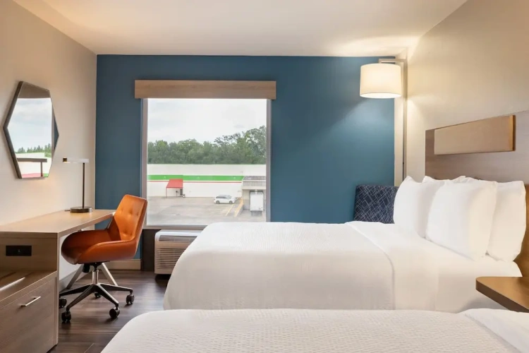 Quadruple Suite